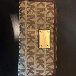 MK wallet